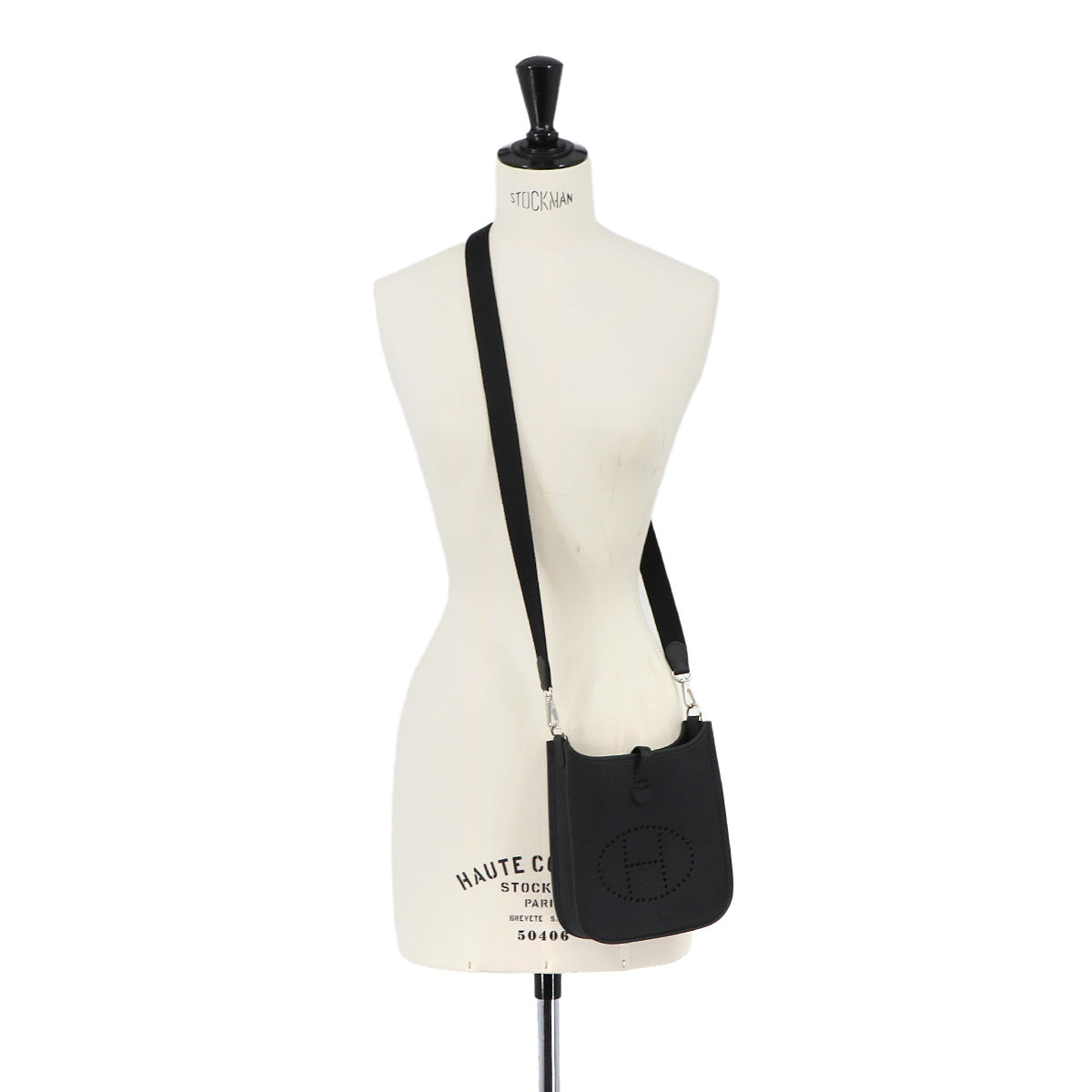 Evelyne Amazone TPM Shoulder Bag Taurillon Clemence Black