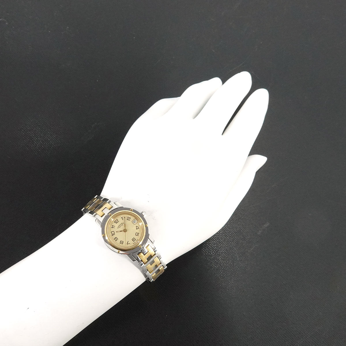 Clipper Two Tone CL4 220 Quartz Date cream Dial Ladies Watch