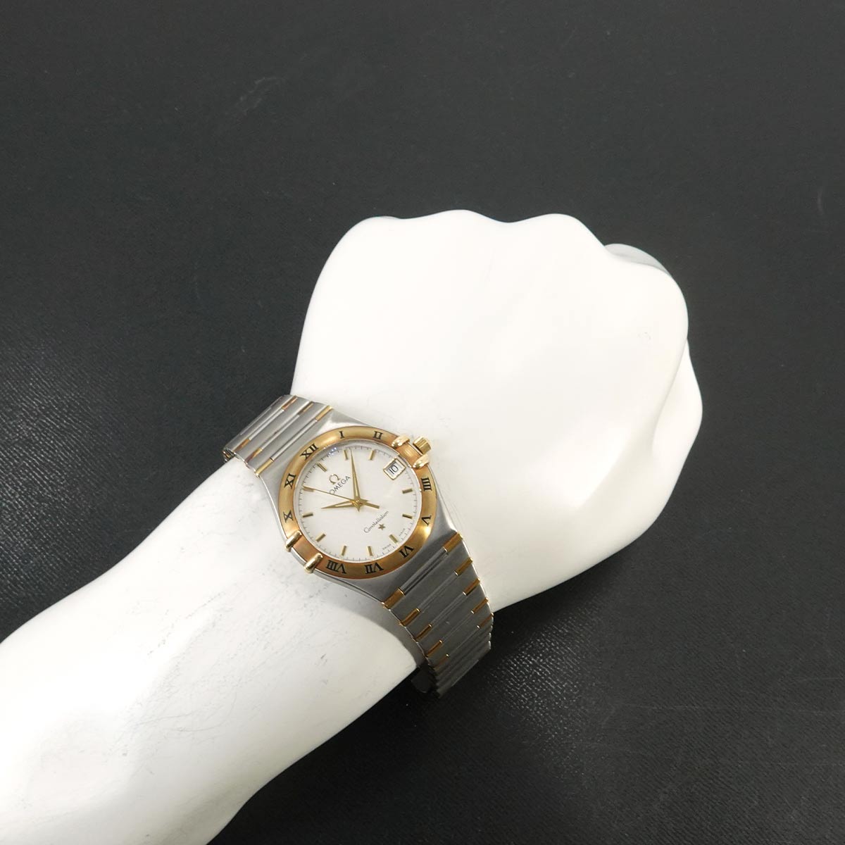 Constellation 1312 30 Quartz Silver Dial SS YG Watch
