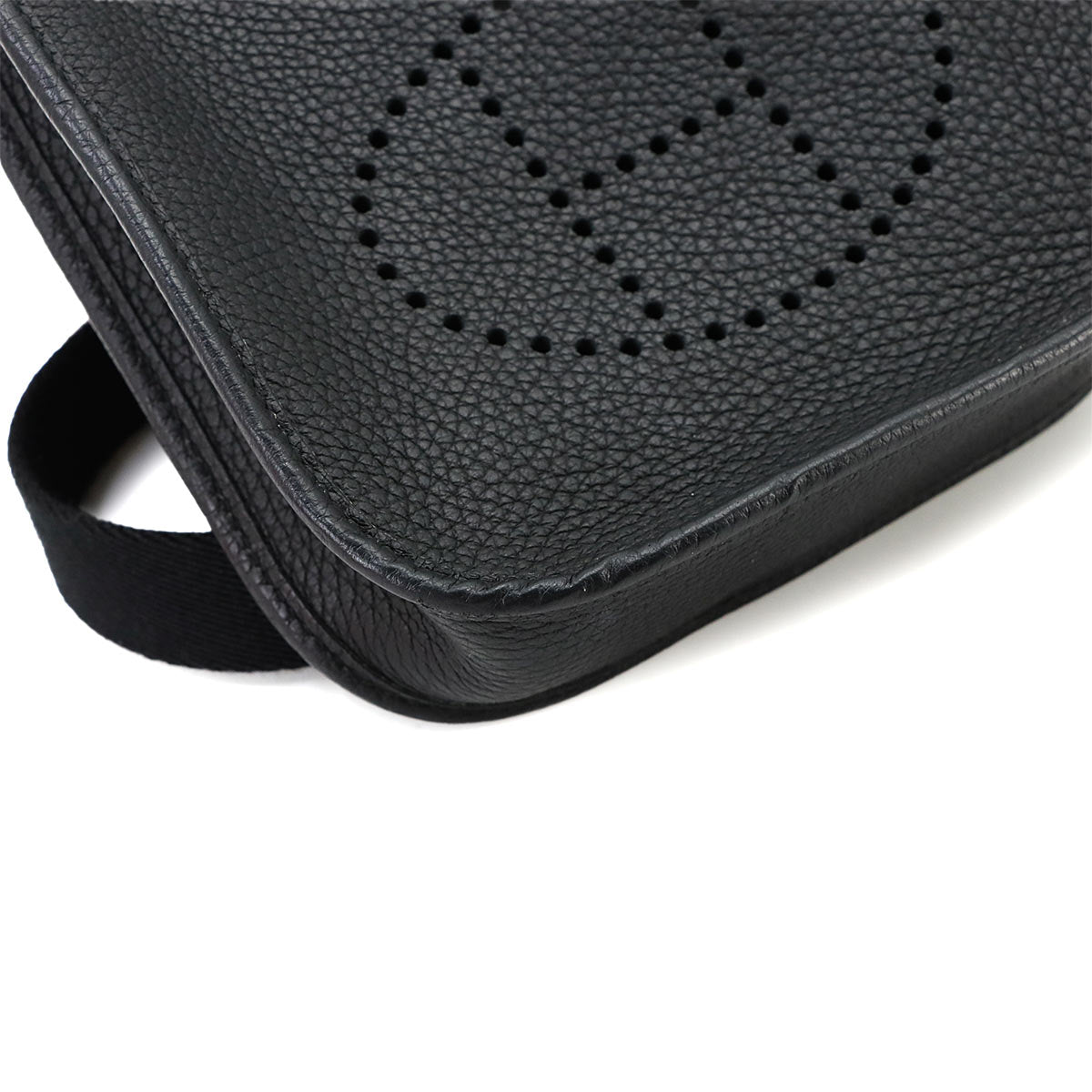 Evelyne Amazone TPM Shoulder Bag Taurillon Clemence Black