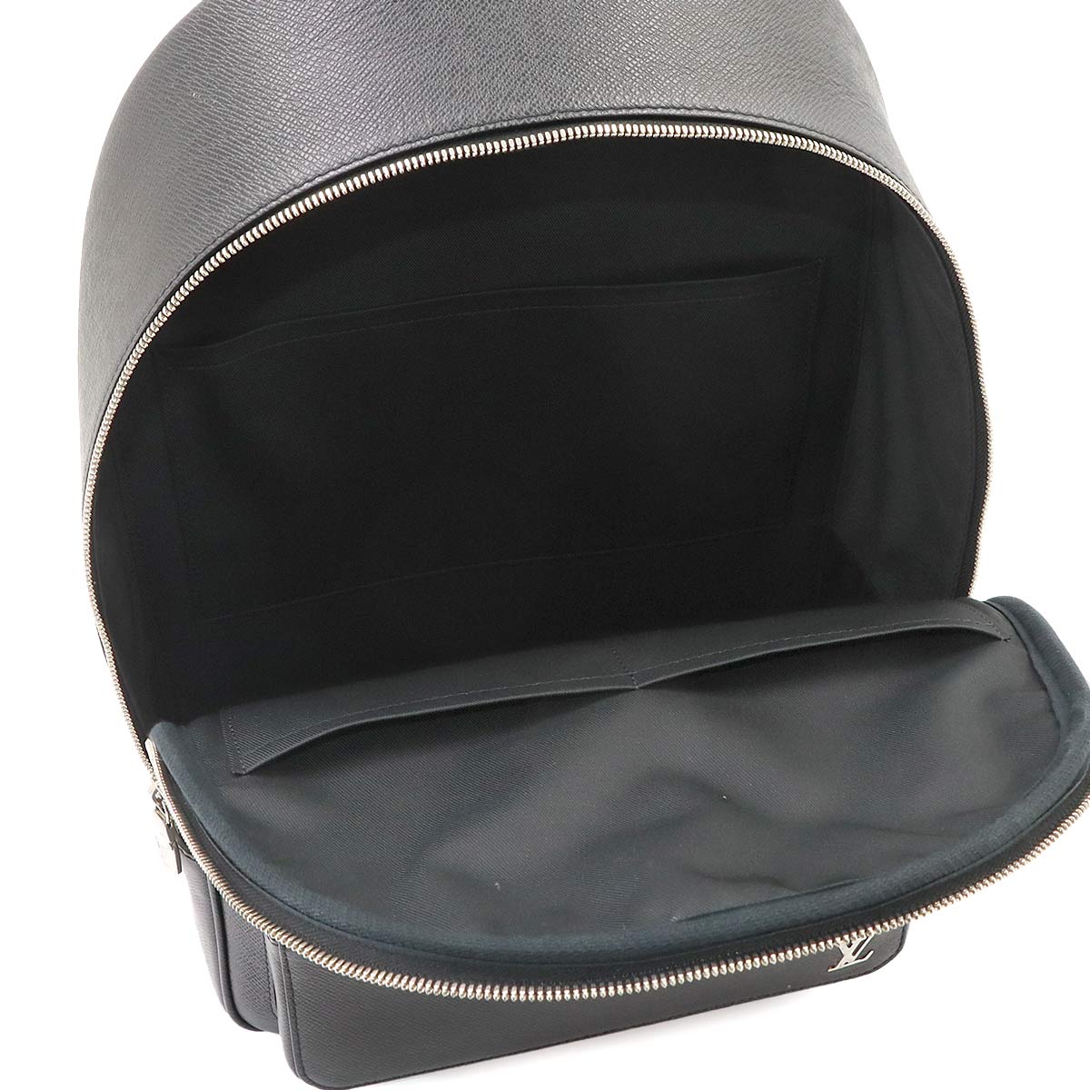 Taiga Alex Backpack Leather Noir M30258 Black Purse