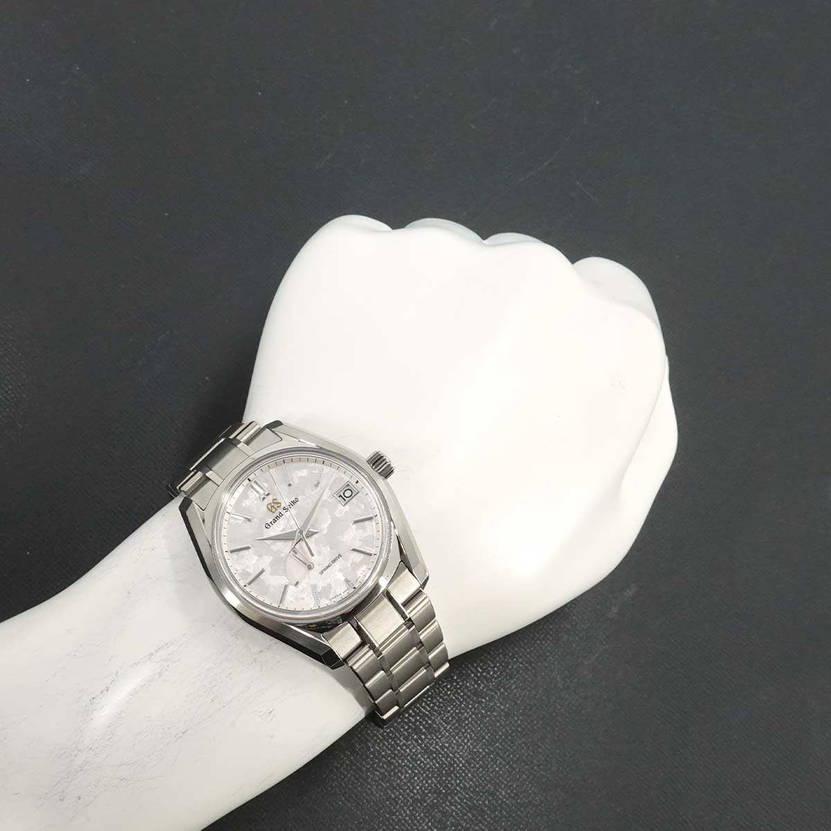 Heritage Collection Spring Drive SBGA443 Date 9R65 0DG0