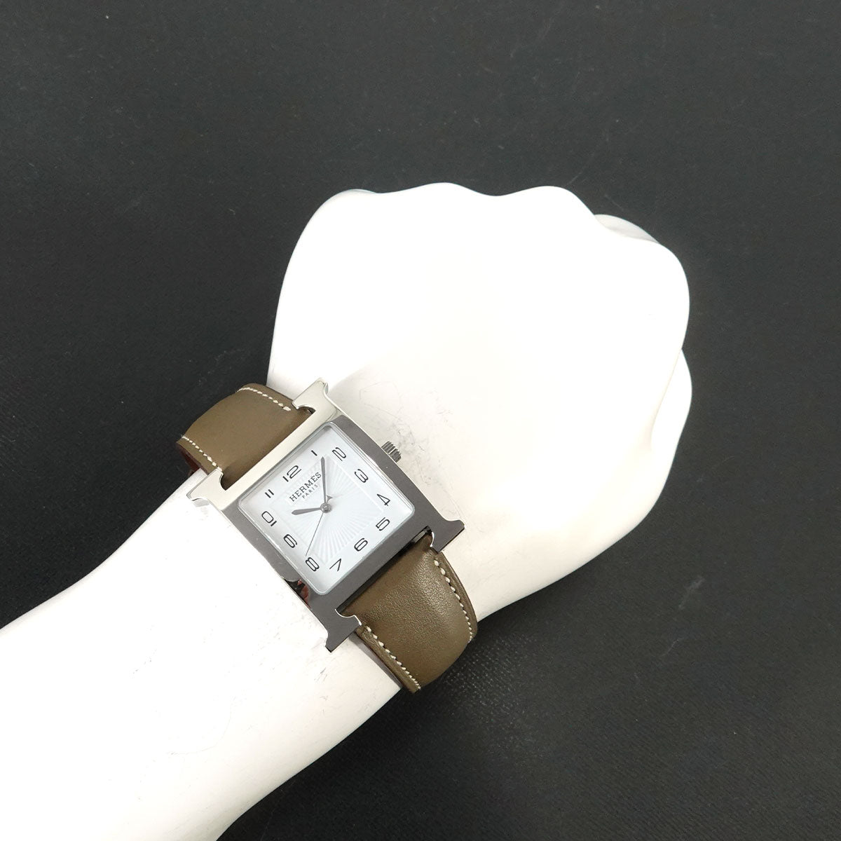 H Watch HH1 810 Quartz White Dial Mens Watch