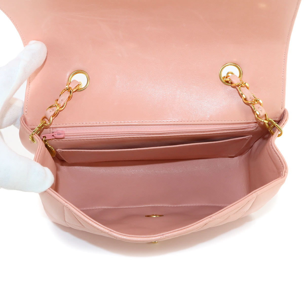 Diana Matelasse 22 Chain Shoulder Bag Leather A01164 Vintage