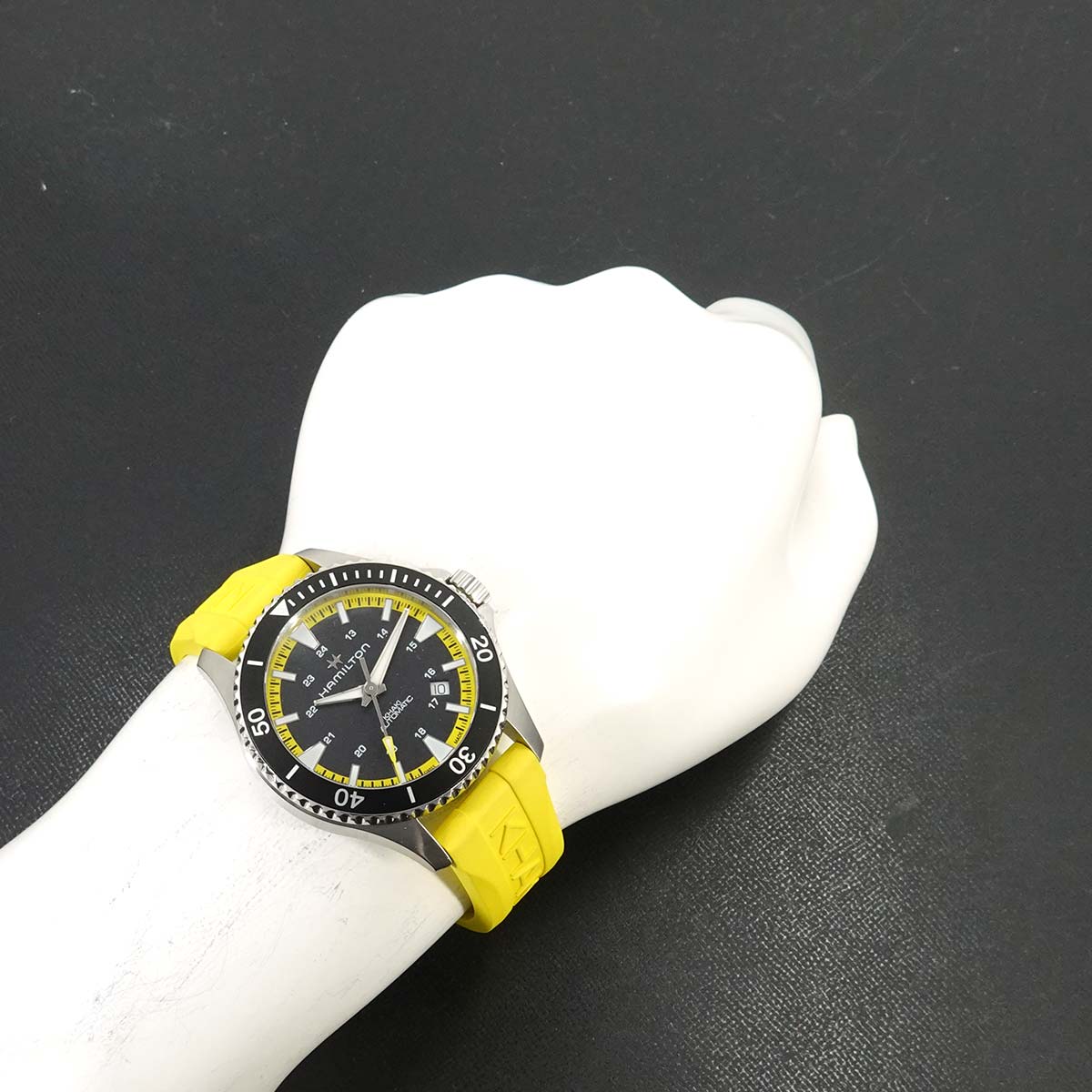 Khaki Navy H823950 Automatic Black Dial Mens Watch