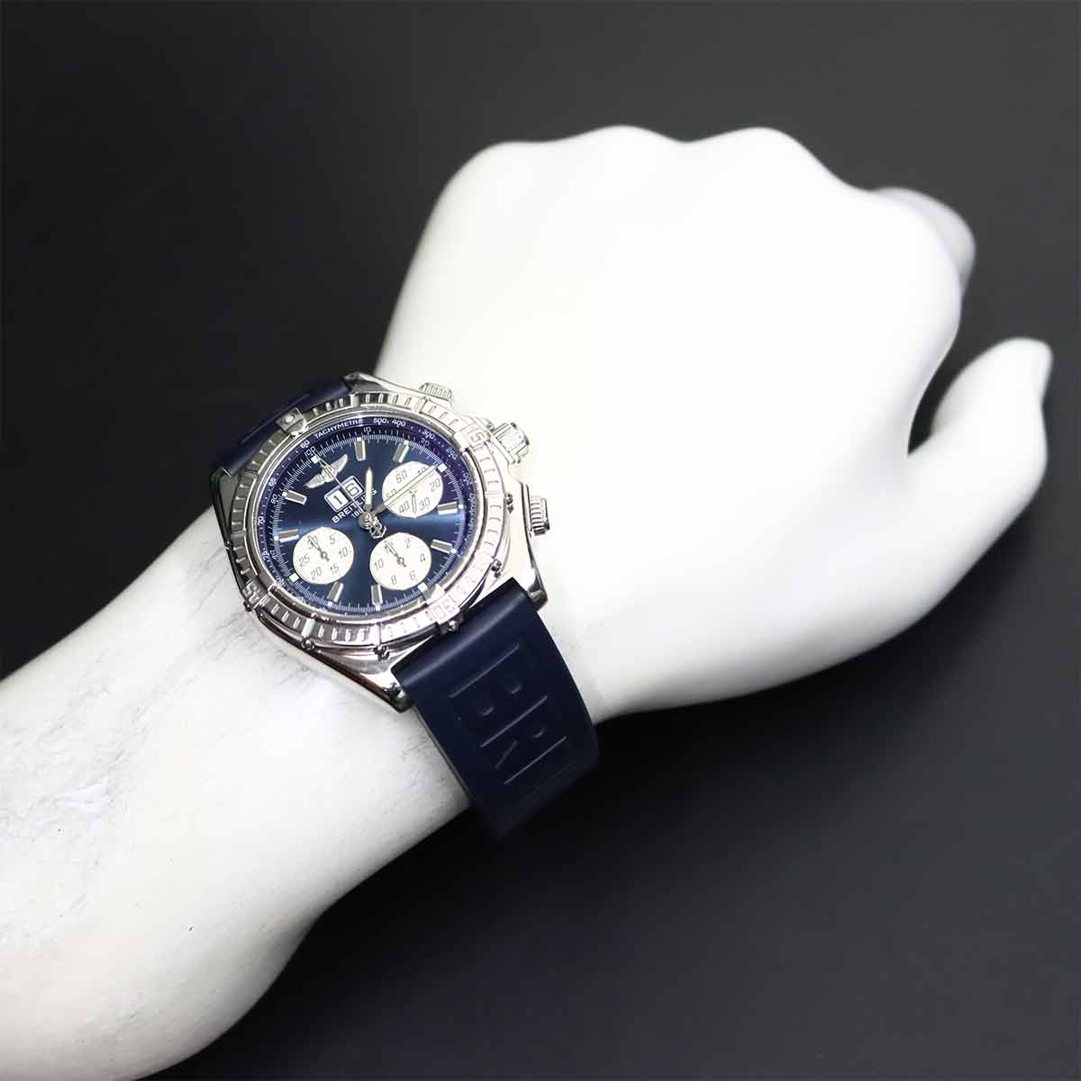 Crosswind Big Date A44355 Chronograph Navy Dial Mens