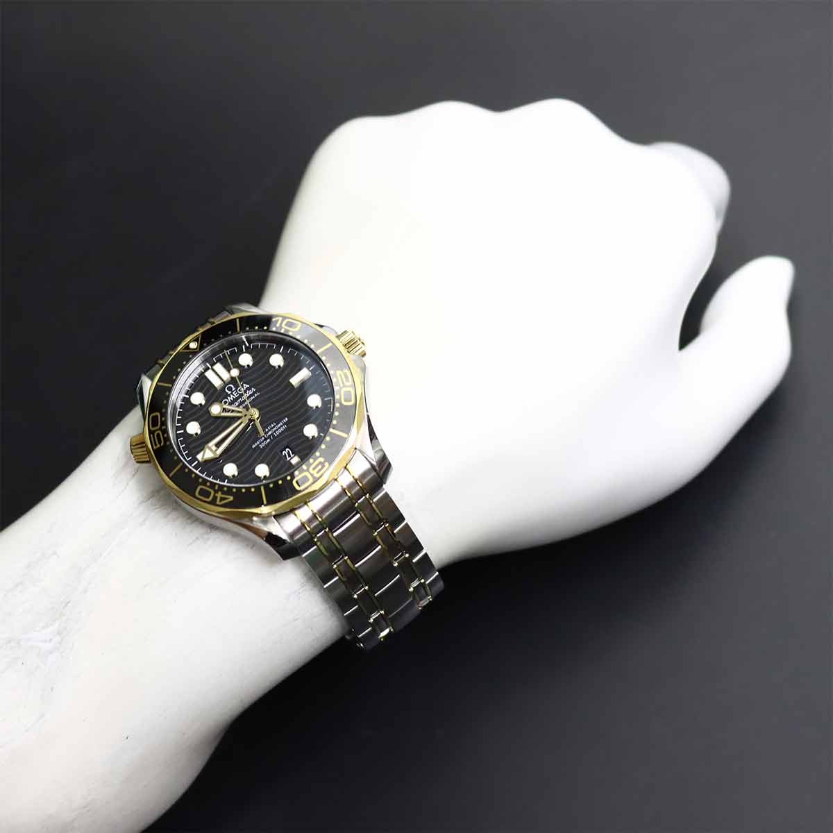 Seamaster Diver300 Co-axial 210 22 42 20 01 001 Automatic