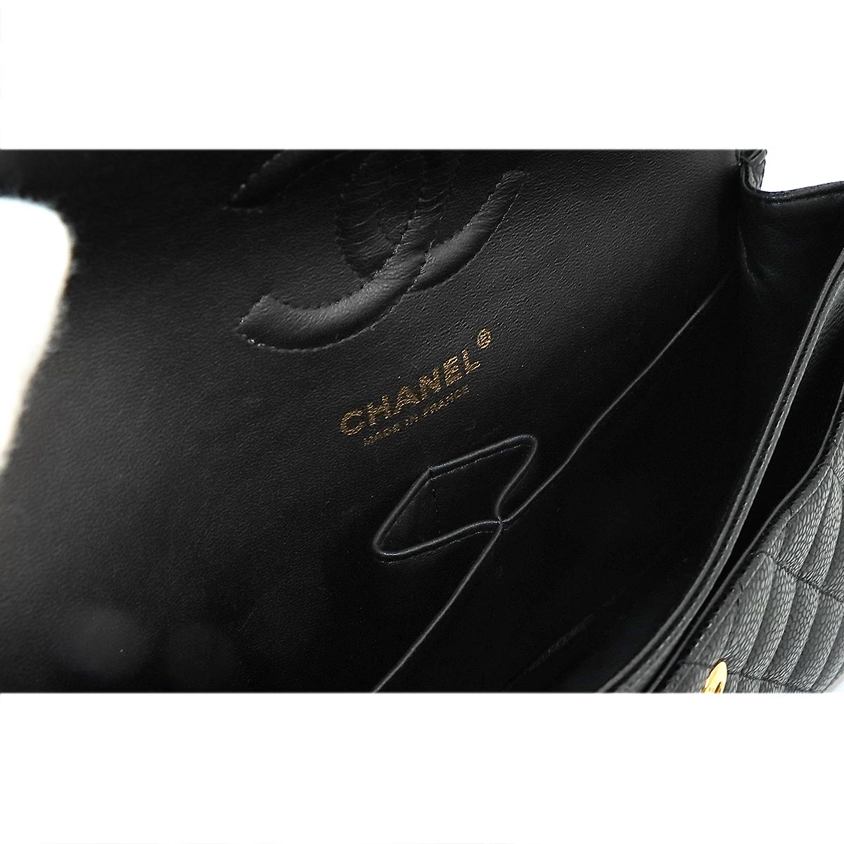 Matelasse 25 Chain Shoulder Bag Leather Black A01112