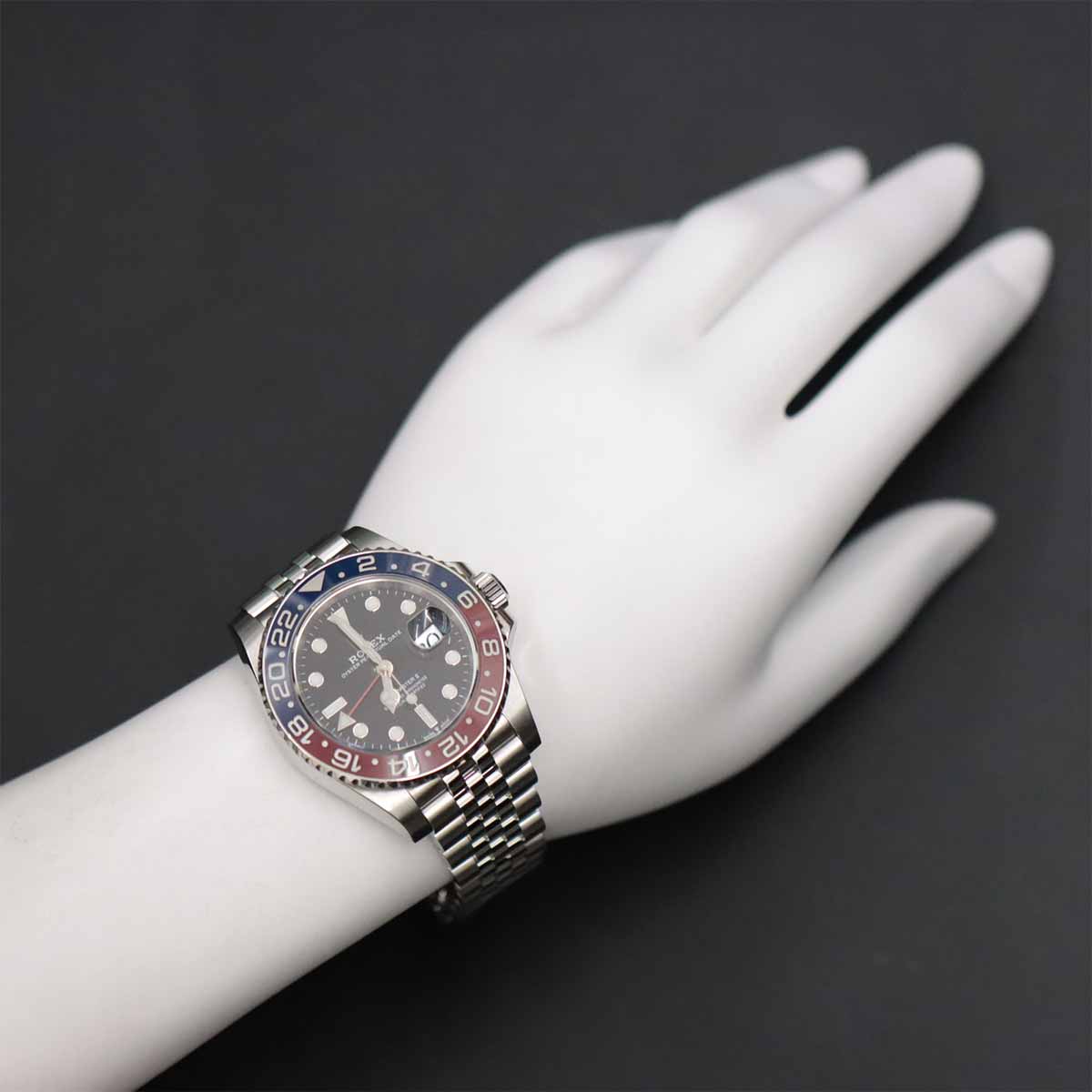 GMT Master 2 126710BLRO Serial Random Red Blue Bezel Date