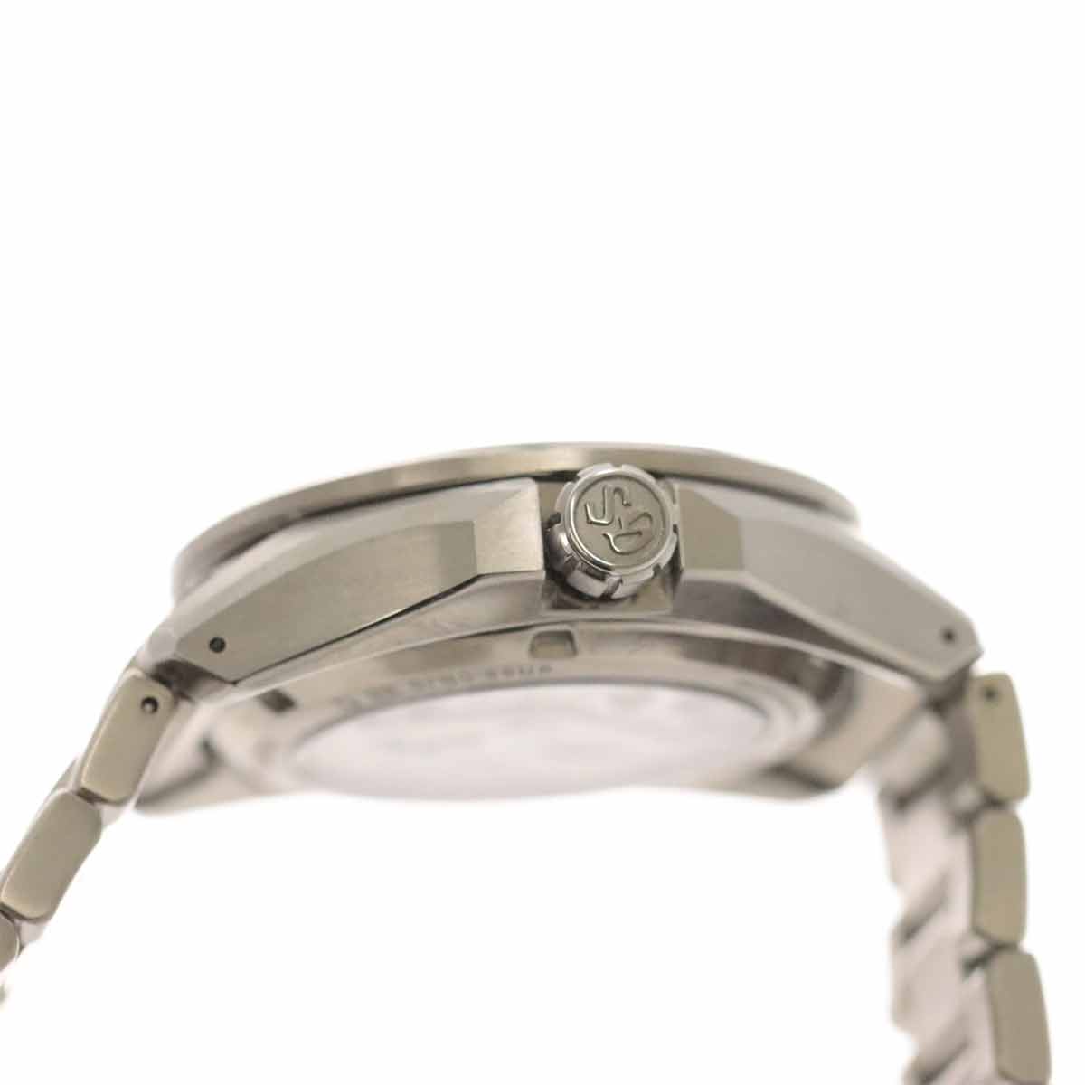 Evolution 9 Spring drive SBGE285 Date GMT Silver Dial