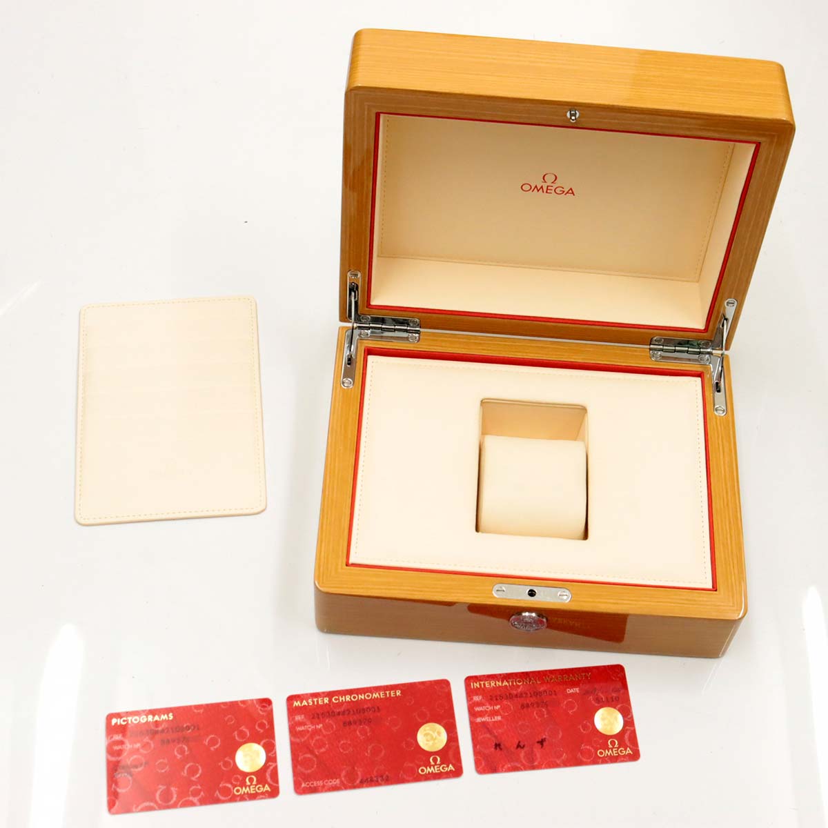 Seamaster Planet Ocean 600M 215 30 44 21 03 001 Blue Dial