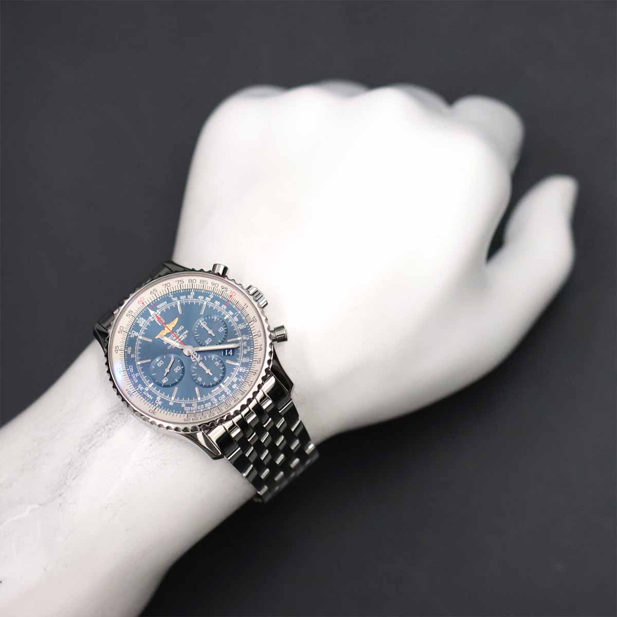 Navitimer 01 AB0127 Chronograph Automatic Mens Watch