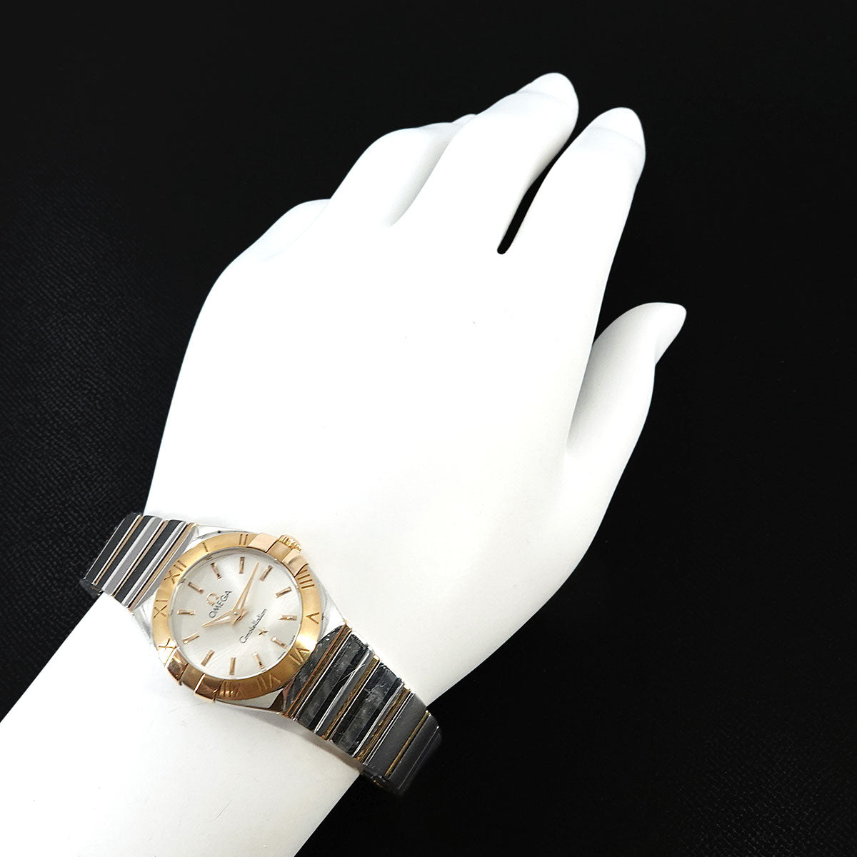 Constellation 123.20.24.60.02.002 Quartz 750 PG Ladies