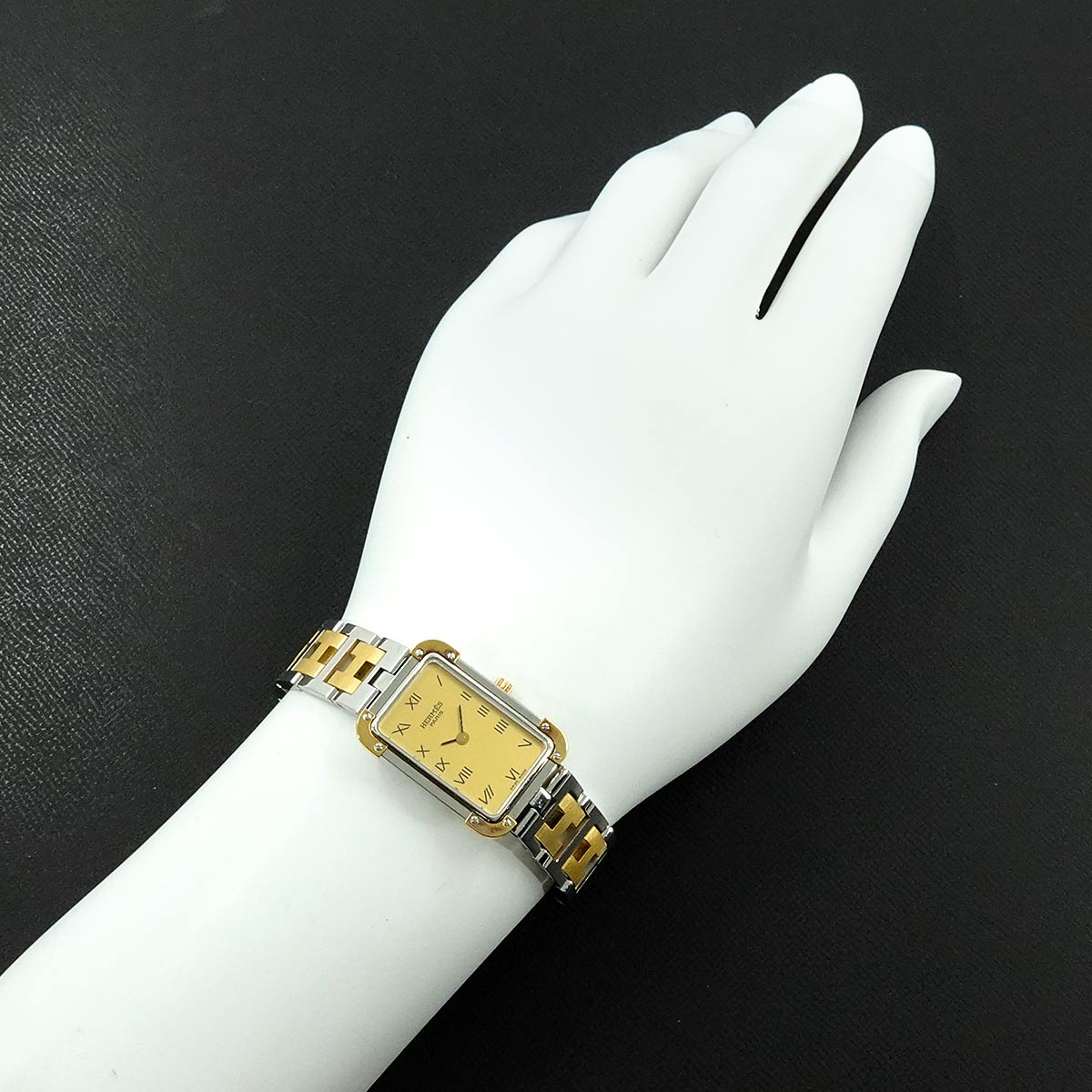 Croisiere CR1.240 Quartz Gold Dial Ladies Watch