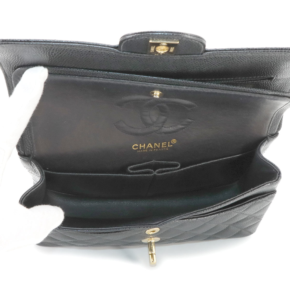 Matelasse 23 Chain Shoulder Bag Leather Black A01113