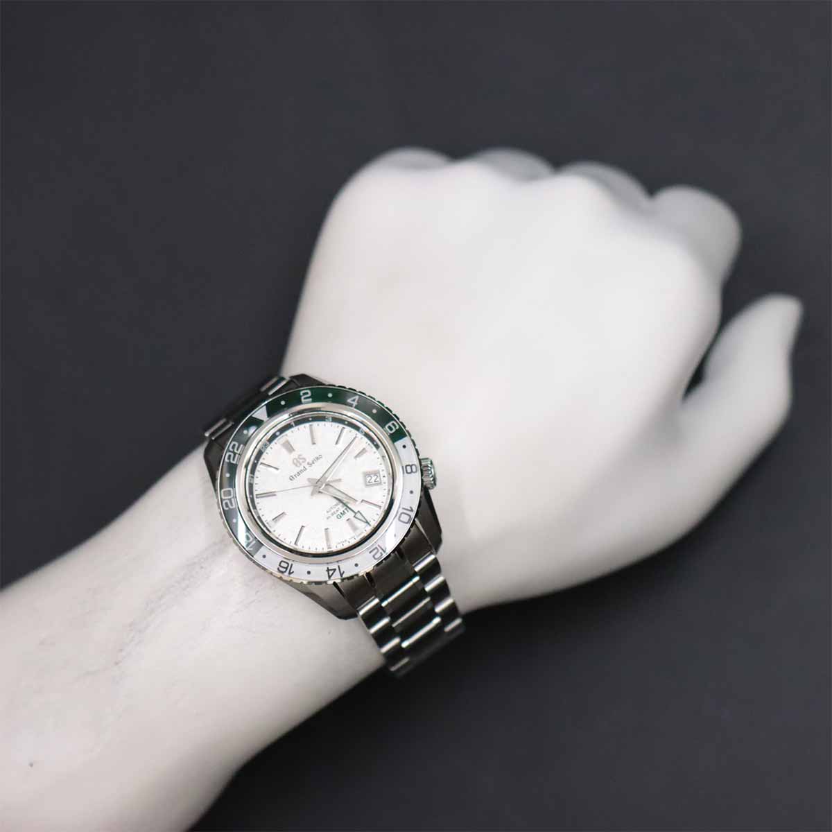 GS Sports Collection SBGJ277 Automatic Mens Watch