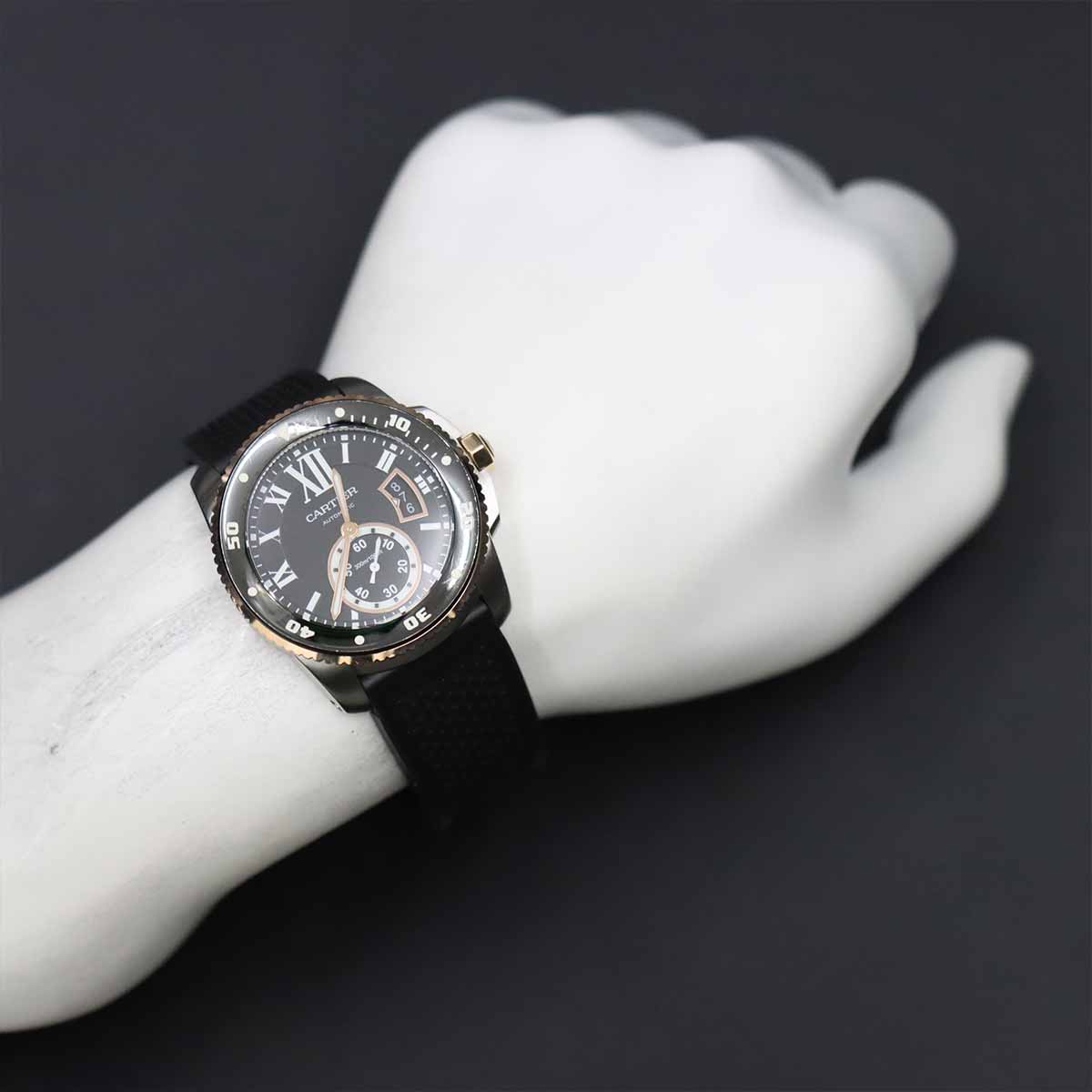 Caliber de cartier diver W7100055 Black Dial 750 PG Mens