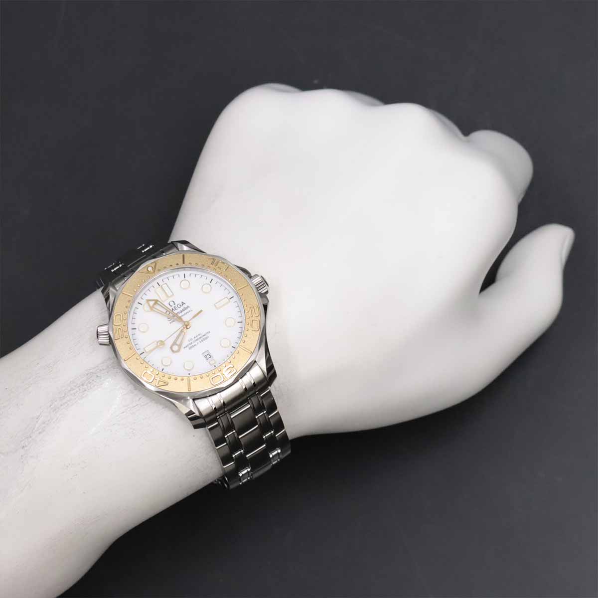 Seamaster Paris 2024 522 21 42 20 04 001 K18YG White Dial