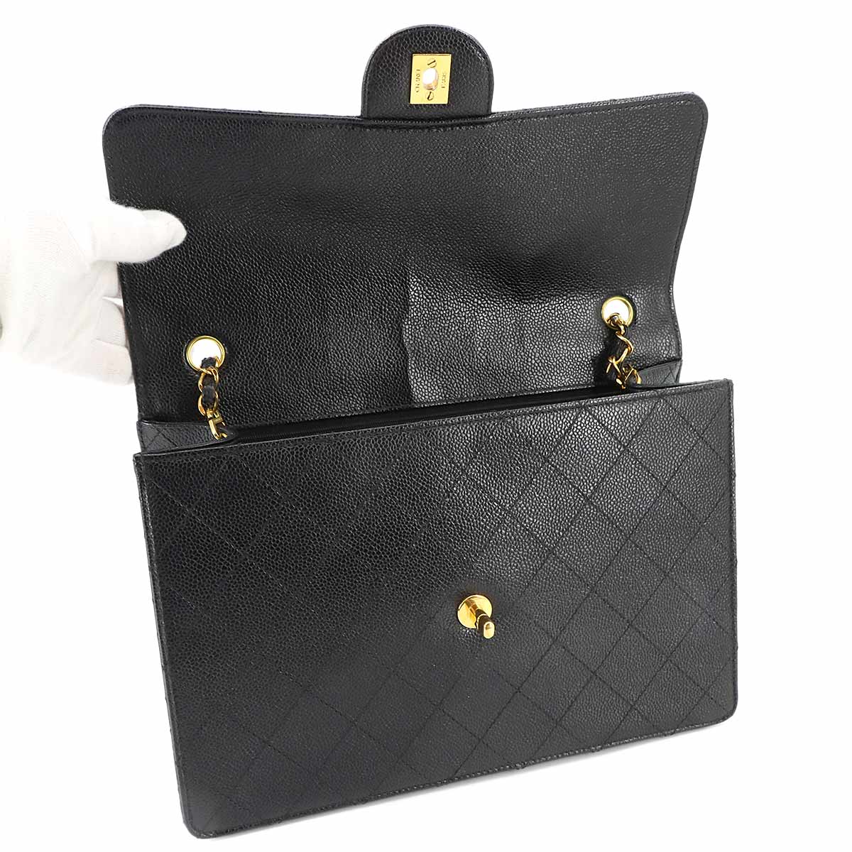 Matelasse Chain Shoulder Bag Caviar Skin Leather Black Purse