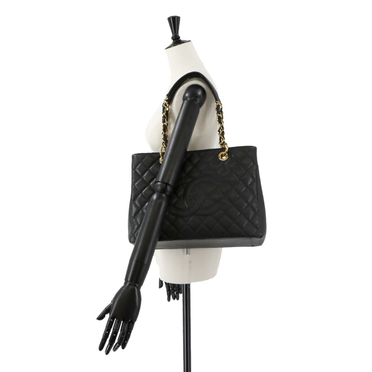 Matelasse Grand Shopping Tote Bag Caviar Skin Black GST A50995