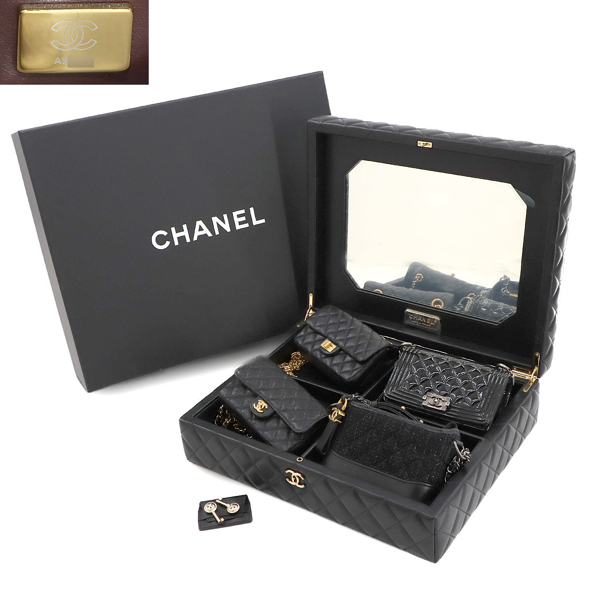 Matelasse Mini Shoulder Bag 4 Points Set Leather Black AS1949