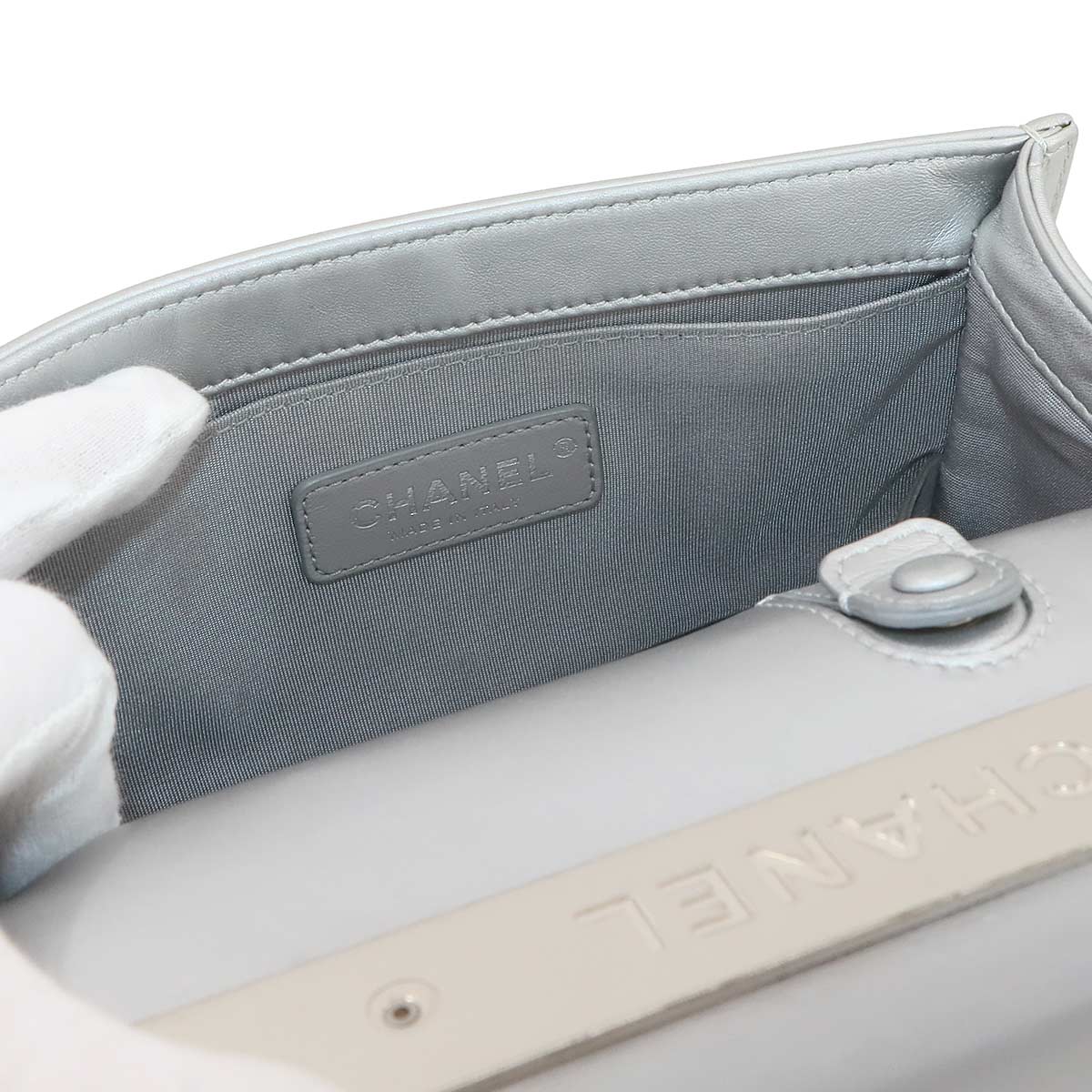 LED BOY CHANEL Chain Shoulder Ba Leather Metallic silver