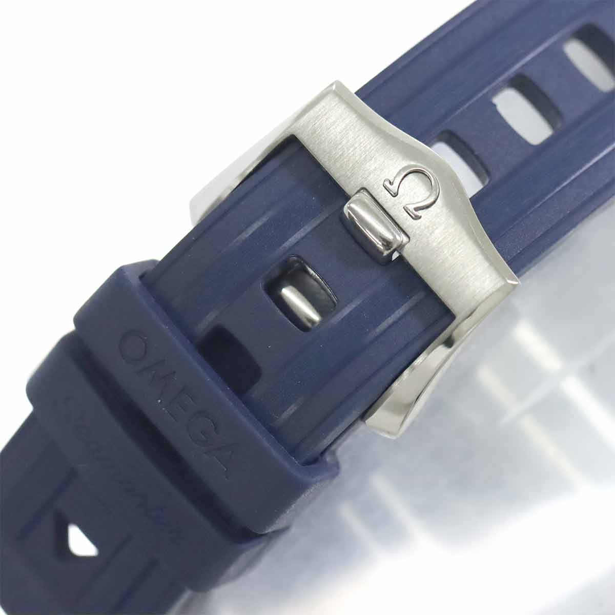 Seamaster 300 210 32 42 20 06 001 CO-AXIAL Date Gray Dial