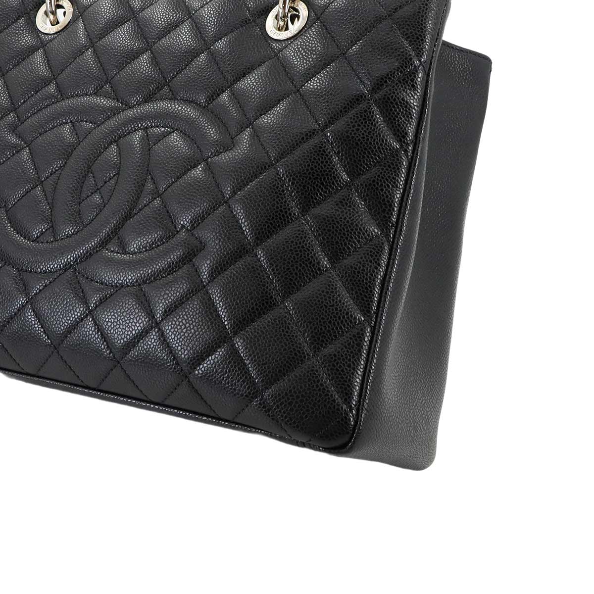 Matelasse Grand Shopping Tote Bag Caviar Skin Black GST A50995