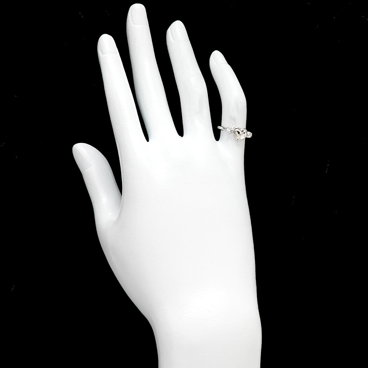 Full Heart Diamond Ring Platinum Size4-4.5(US)