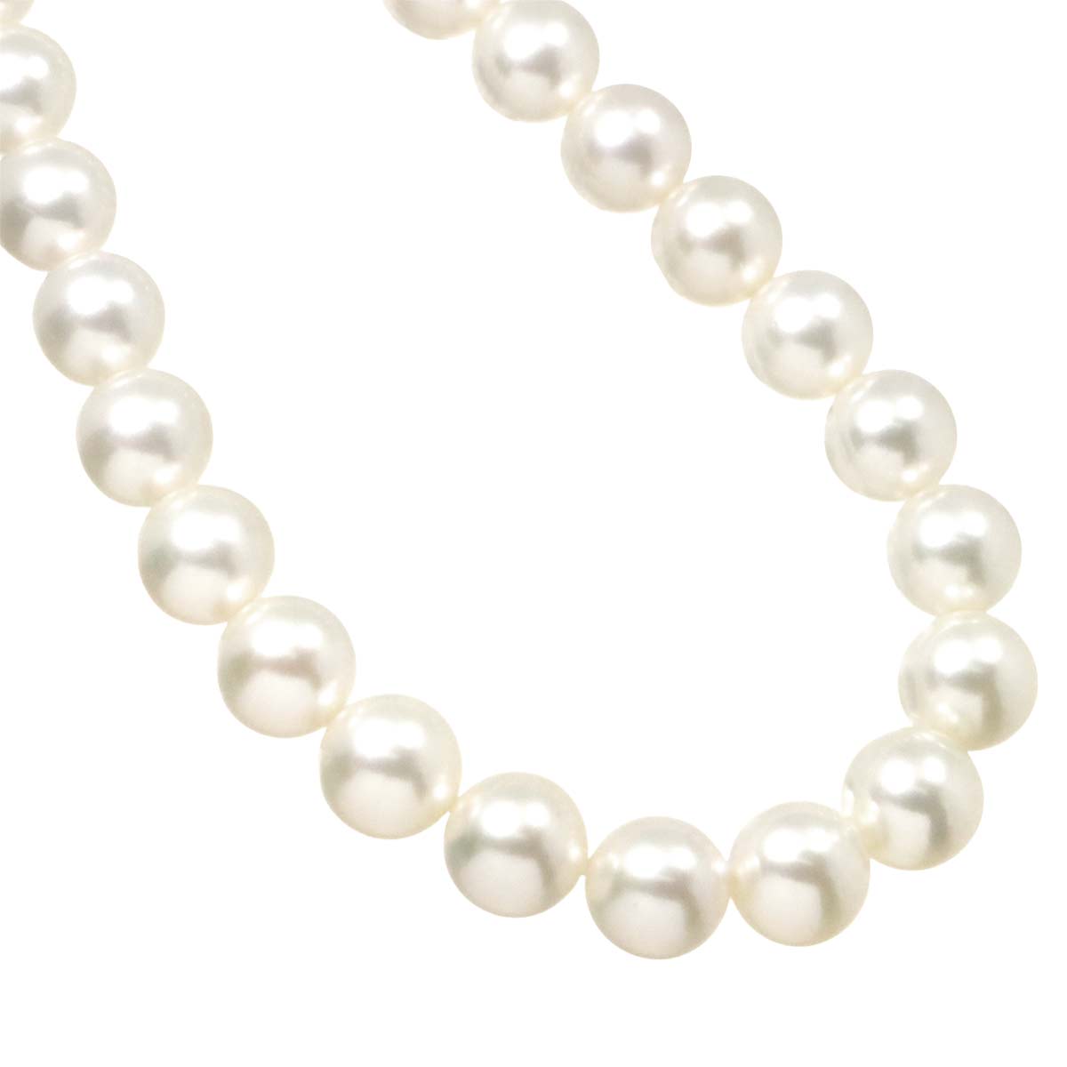 Akoya Pearl 8.9-8.4mm Necklace 18K White Gold 750