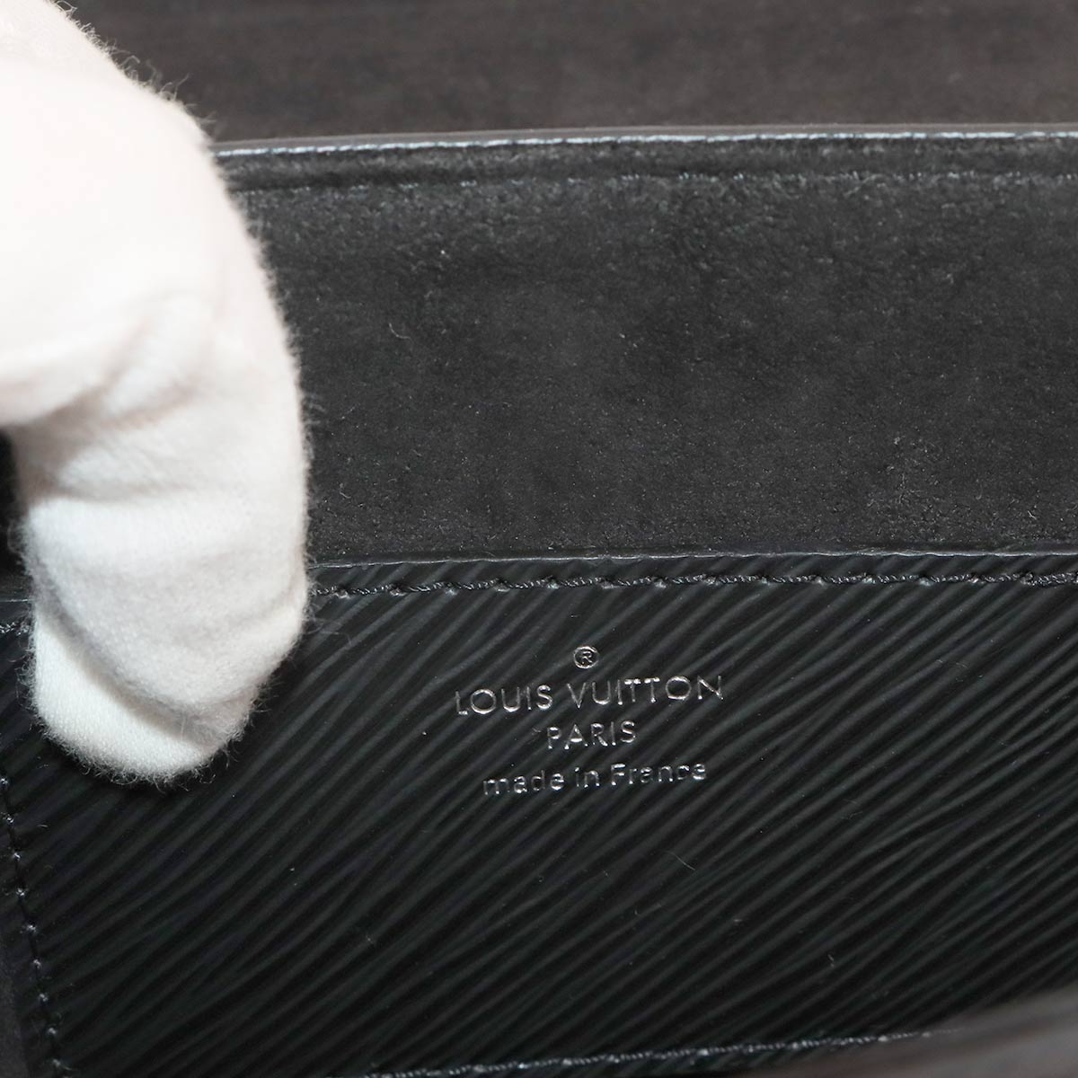 Epi Twist MM Chain Shoulder Bag Leather Noir M50282 Purse 90280537