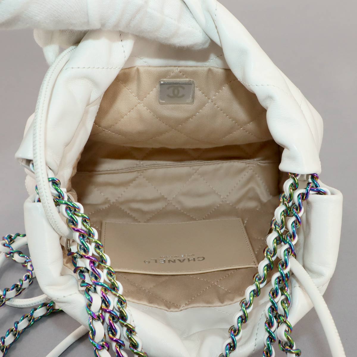 CHANEL 22 Mini Chain Hand Shoulder Bag Leather White AS3980 Purse