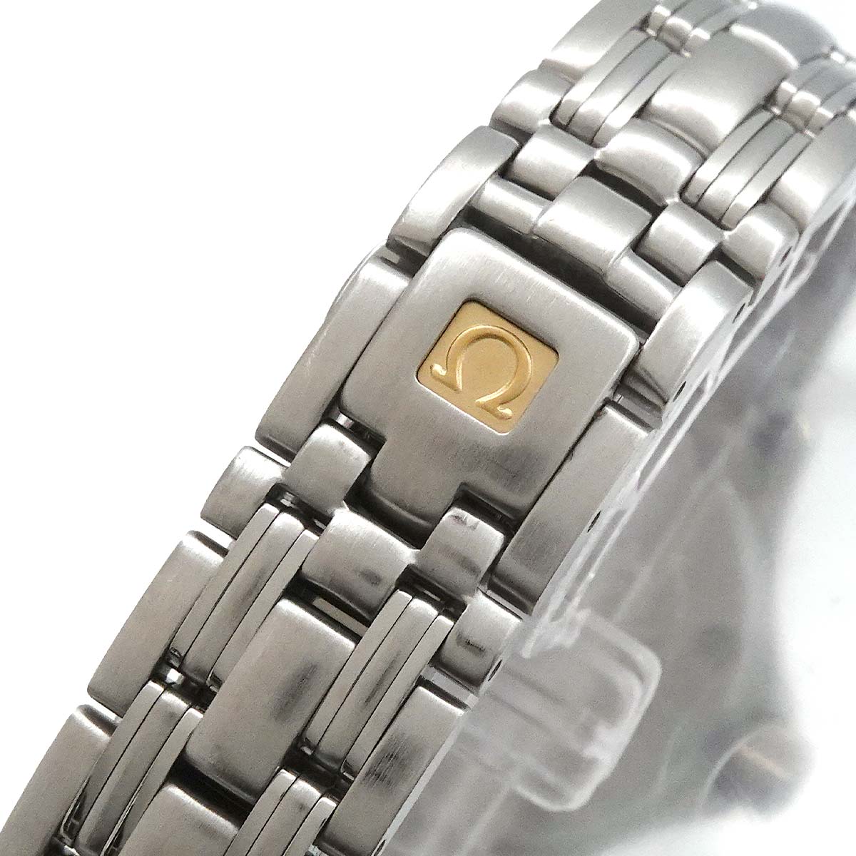 Seamaster 120 Date 2571 31 Quartz Silver Dial Ladies Watch