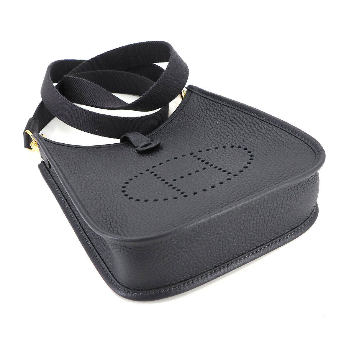 Evelyne Amazone TPM Shoulder Bag Taurillon Clemence Caban 90283739