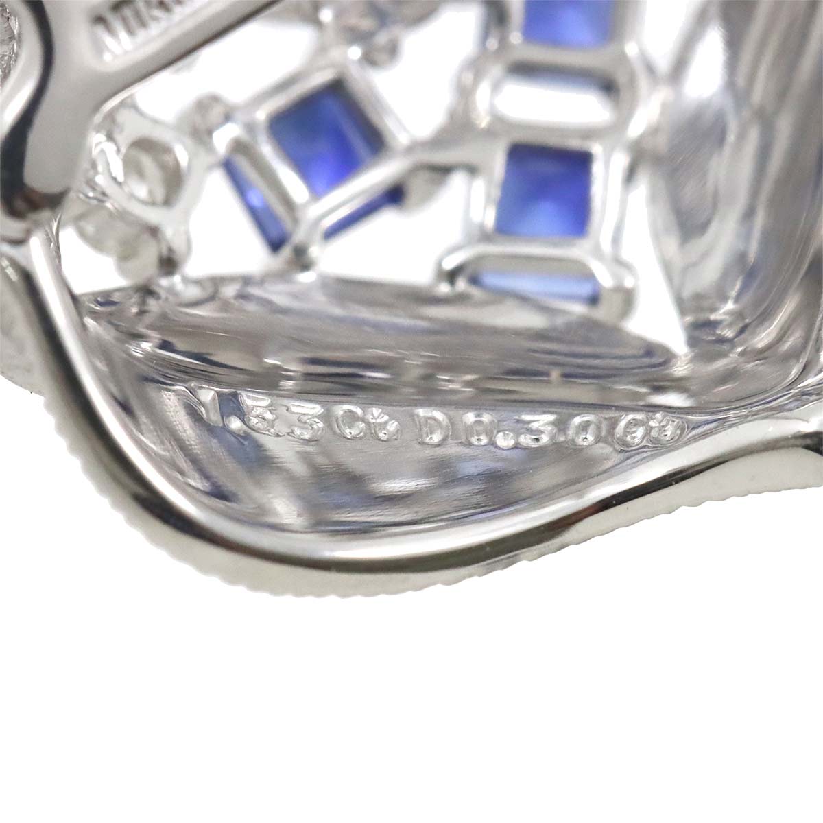 Sapphire 1.53ct Diamond 0.30ct Pin Brooch 18K White Gold 750