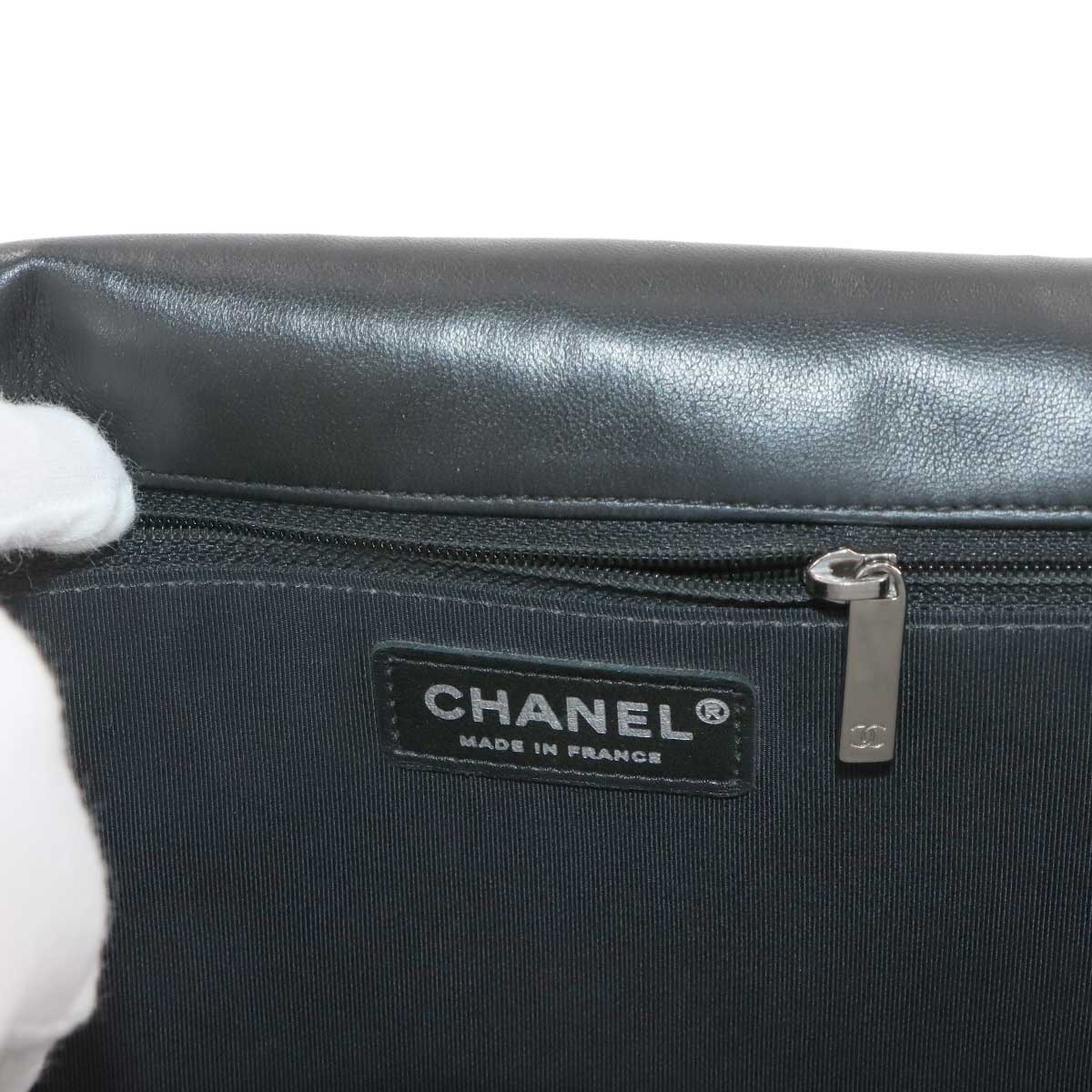 Matelasse Hula Hoop Hand Bag Leather Black Purse