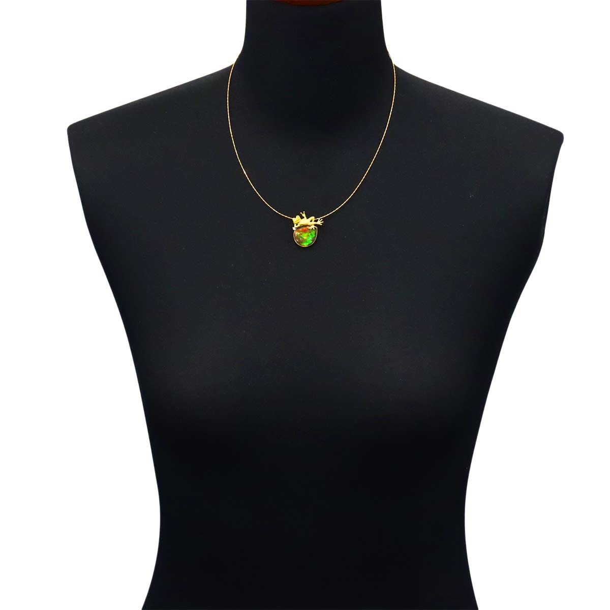 Ammolite 6.39 Diamond 0.02ct Granet 0.01ct Necklace 18K Yellow Gold 750
