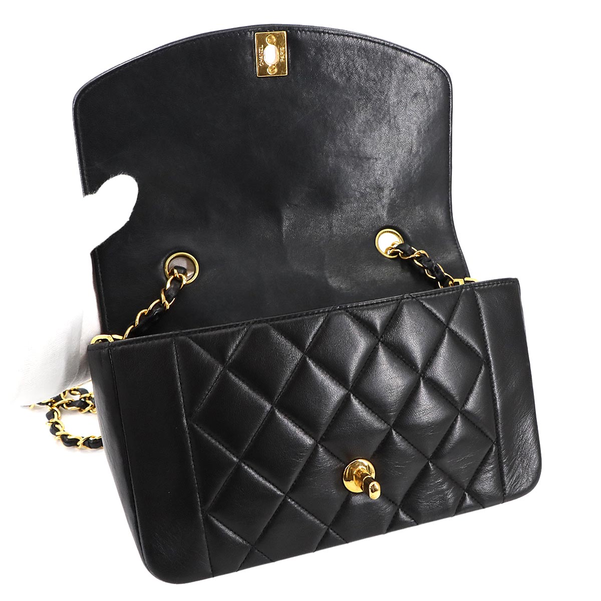 Diana Matelasse 22 Chain Shoulder Bag Leather A01164 Vintage 90287667