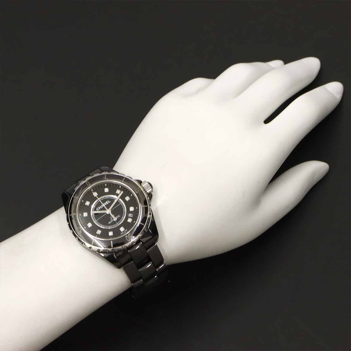 J12 H1626 38mm 12P Diamond Automatic Black Dial Mens Watch