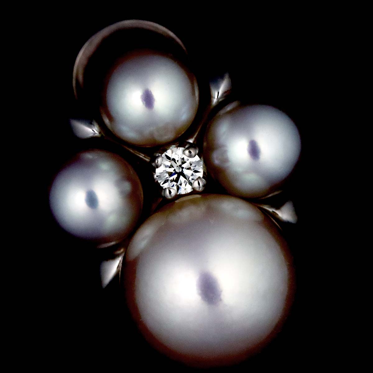 Akoya Pearl 7.0-4.0mm Diamond Earrings 18K WG 750