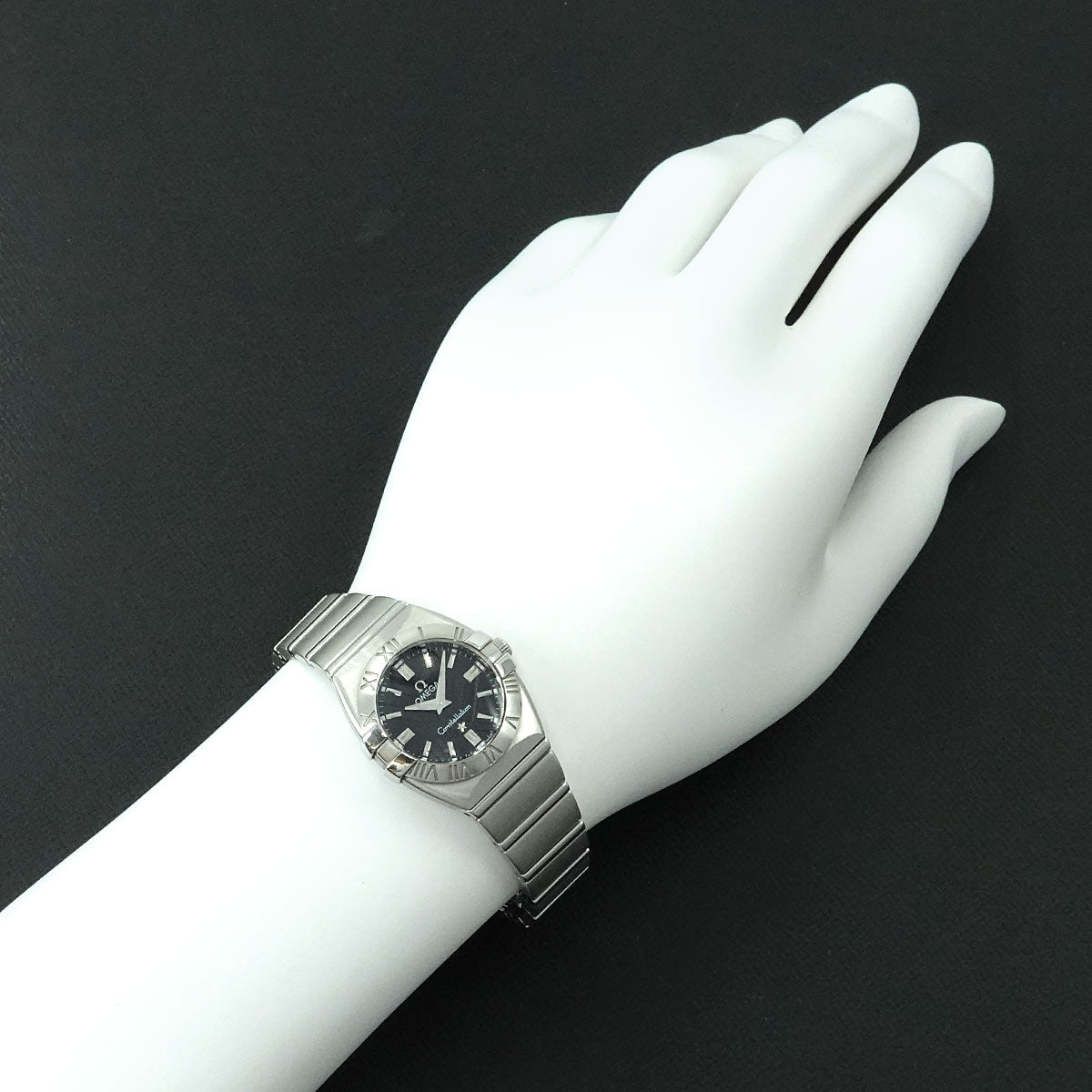 Constellation 1581 51 Quartz Black Dial Ladies Watch