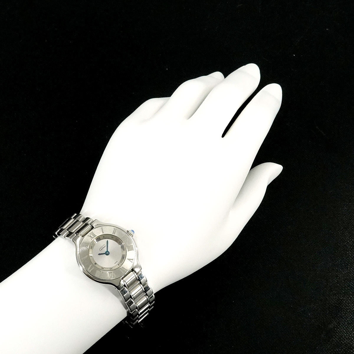 Must 21 W10109T2 Quartz Silver Dial Ladies Watch