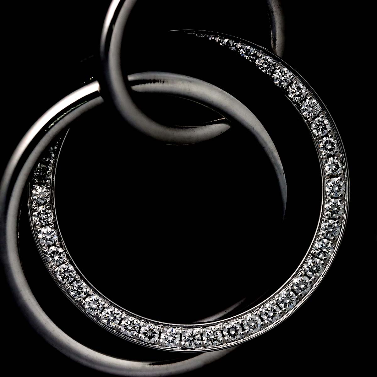 Trinity Diamond Ceramic Earrings Pierced 18K White Gold 750