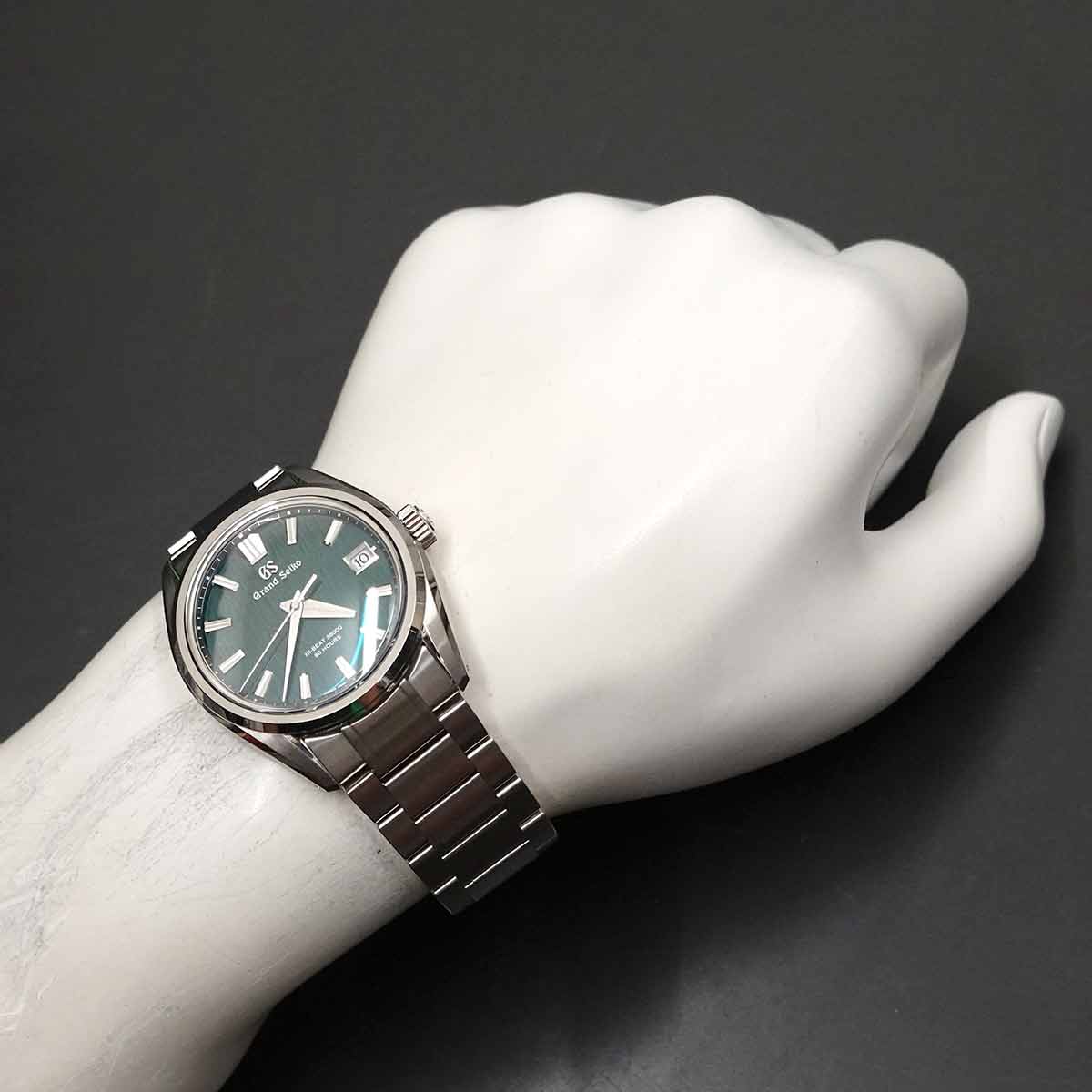 Evolution 9 SLGH011 9SA5 0000 Green Dial Mens Watch
