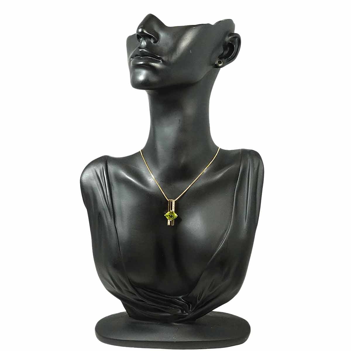 Peridot 3.07ct Diamond 0.17ct Mother of Pearl Necklace 18K YG