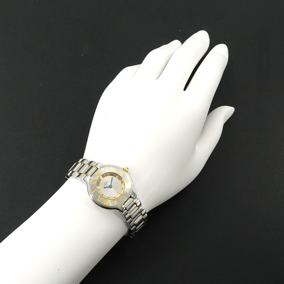 Must 21 Van Thian W10073R6 Quartz Silver Dial Ladies Watch