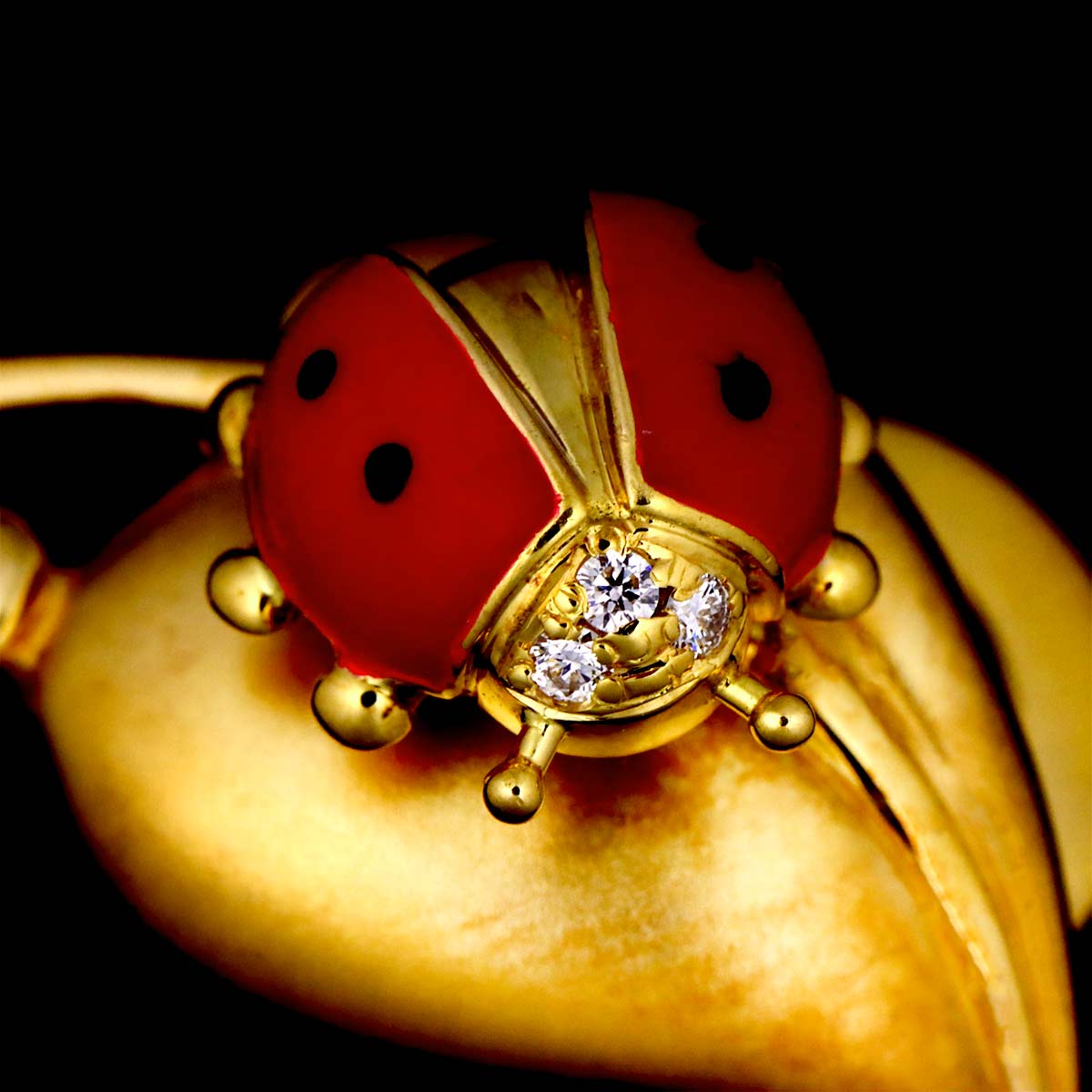Diamond 0.02ct Ladybug Brooch 18K YG 750 Enamel