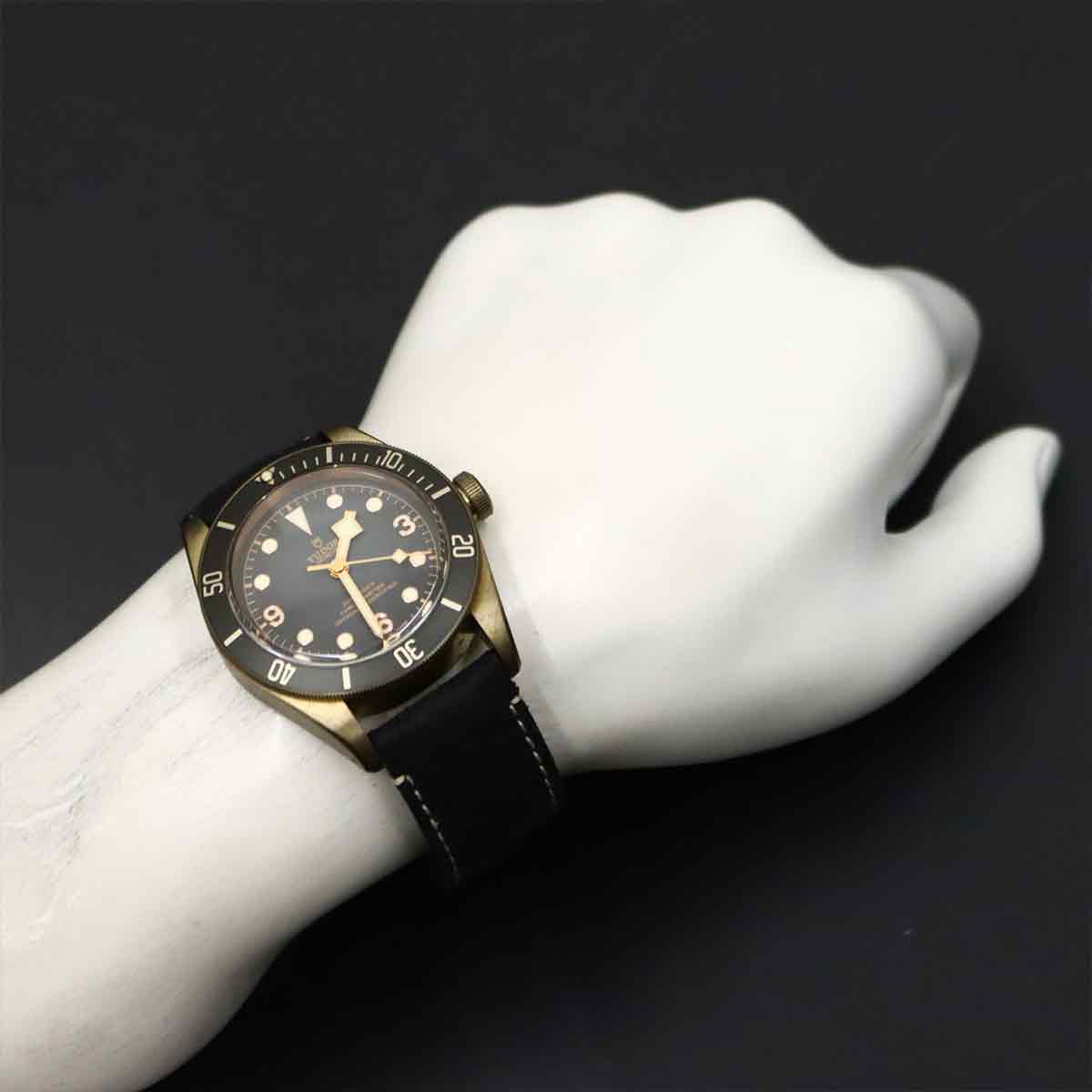 Heritage Black Bay 79250BA Automatic Gray Dial Men's Watch