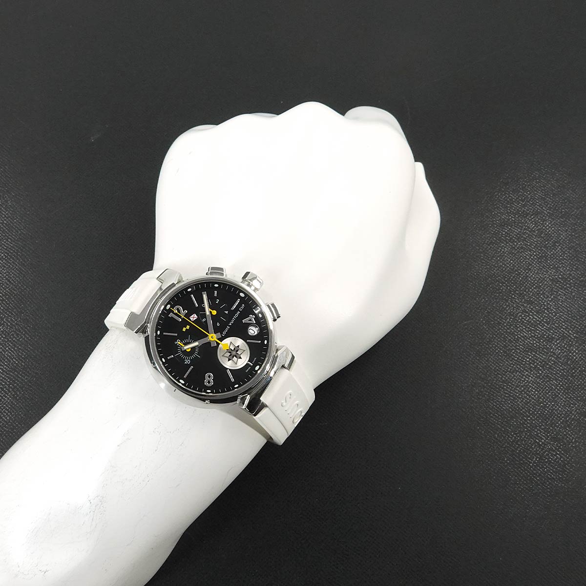 Tambour Lovely Cup Q11BG Chronograph Date Black Dial