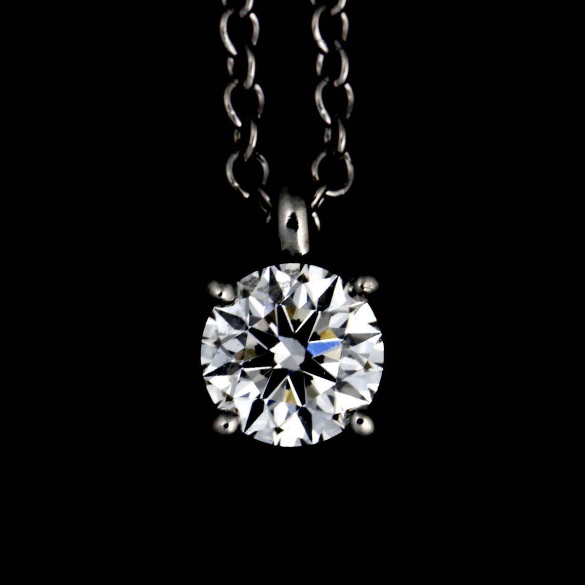 Solitaire Diamond Necklace Platinum
